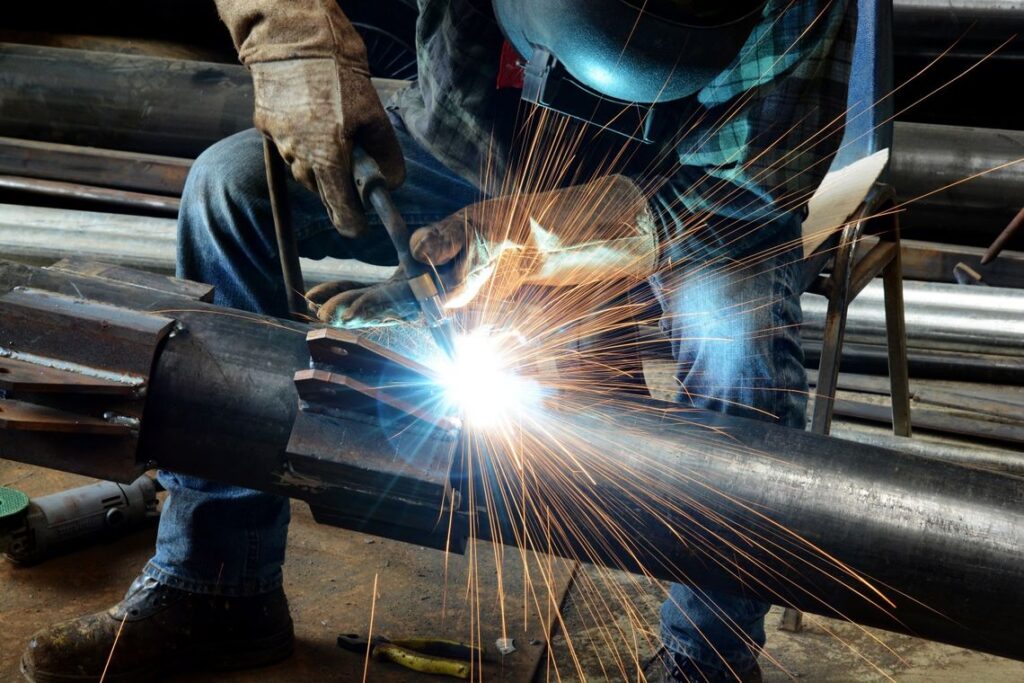 A Comprehensive Guide TO Metal Fabrication FOR Beginners