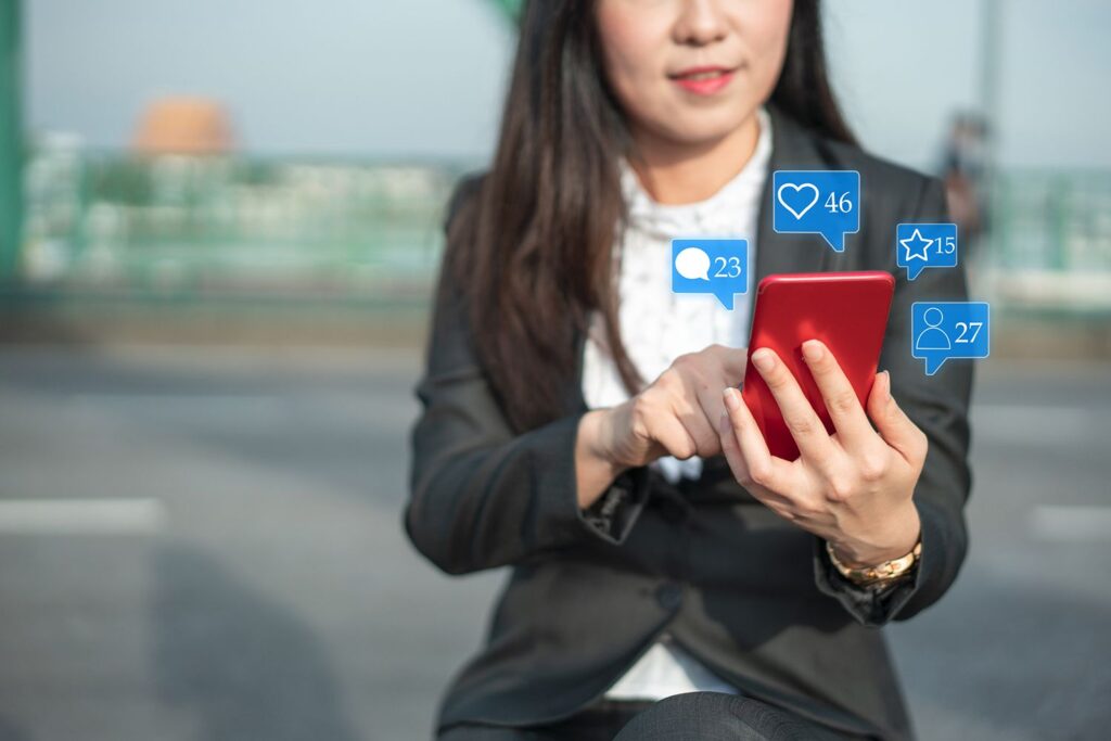 How Does Social Media Affect The Divorce Process?